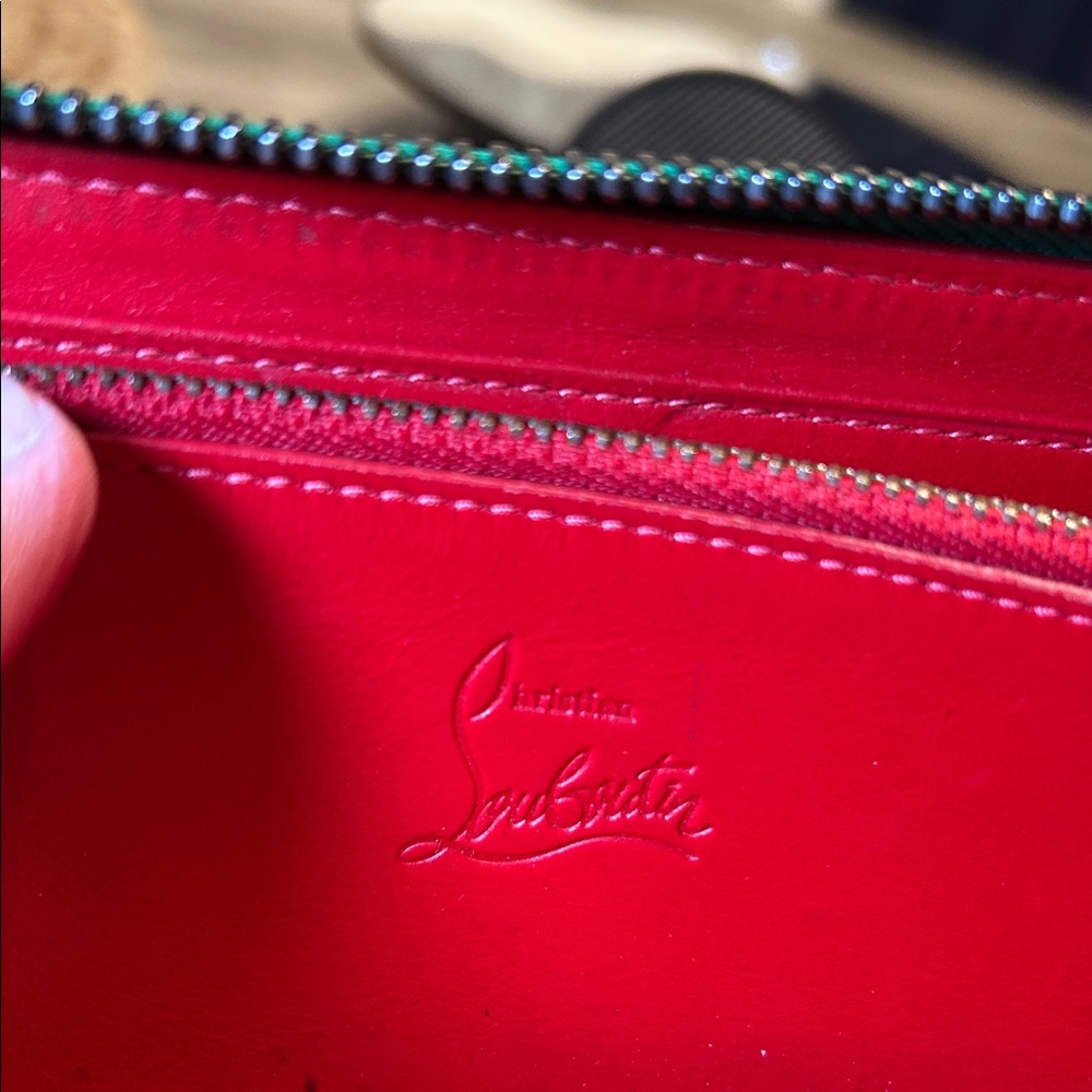 129. Christian Louboutin Green Zippy long wallet w/CoA - Picture 2 of 14